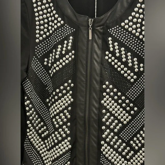 Elegant Black Carmin Blouse Blazer with Silver Studs NWT - Picture 9 of 11